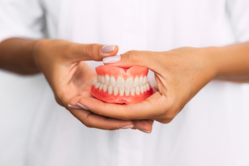 Dentures in Southfield, MI | Free Consultations | Aesthetic Dental